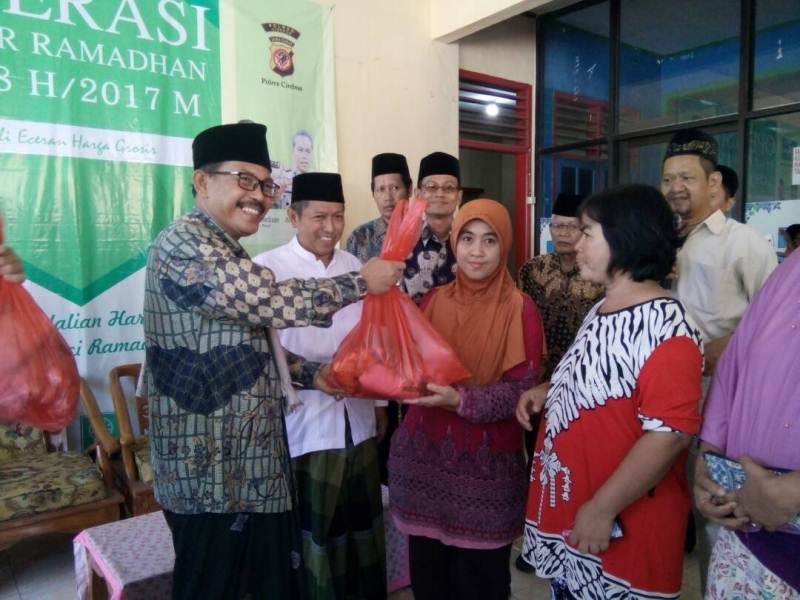 PCNU Cirebon Minta Pemerintah Stabilkan Harga Sembako