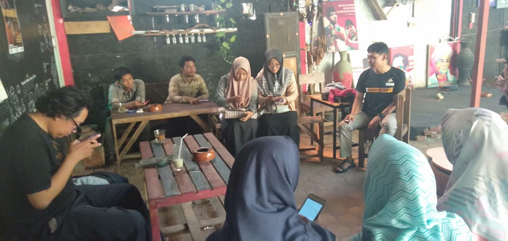 Lesbumi Kab. Cirebon dan Manassa Edukasi Pemuda Tentang Naskah Kuno