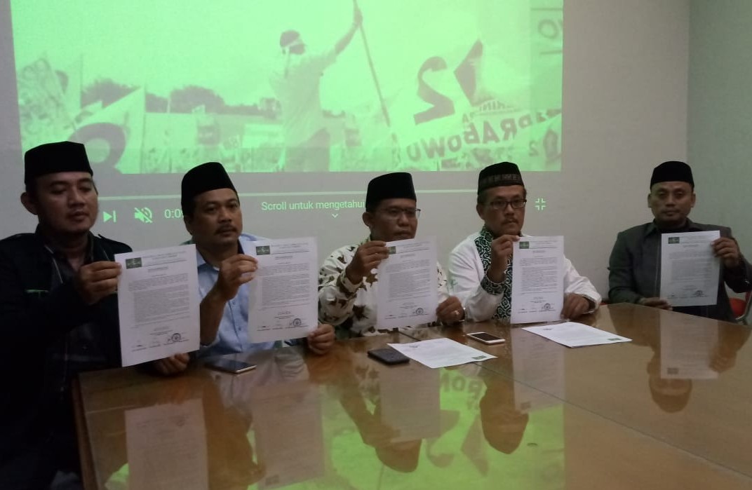 Bendera NU Berkibar Saat Kampanye, PCNU Kabupaten Cirebon Tuntut Sandi Minta Maaf