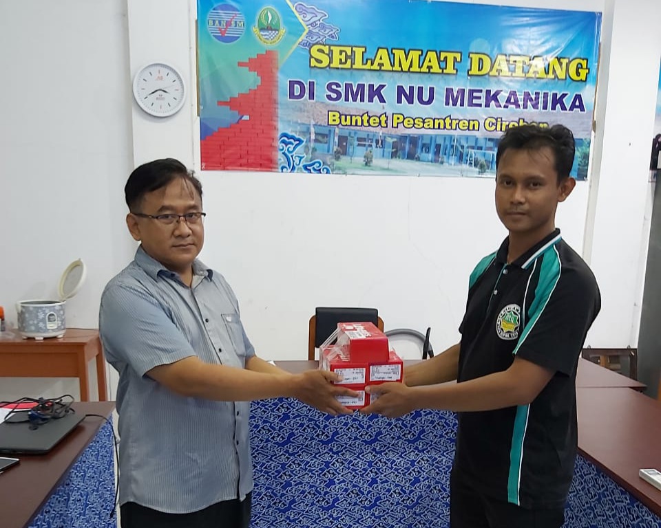LP Ma’arif NU Cirebon Gandeng Telkomsel Bagikan Kuota Belajar Gratis