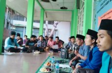 Peringati Hari Santri, PMII FKIP UNU Cirebon Gelar Istigotshah dan Dialog