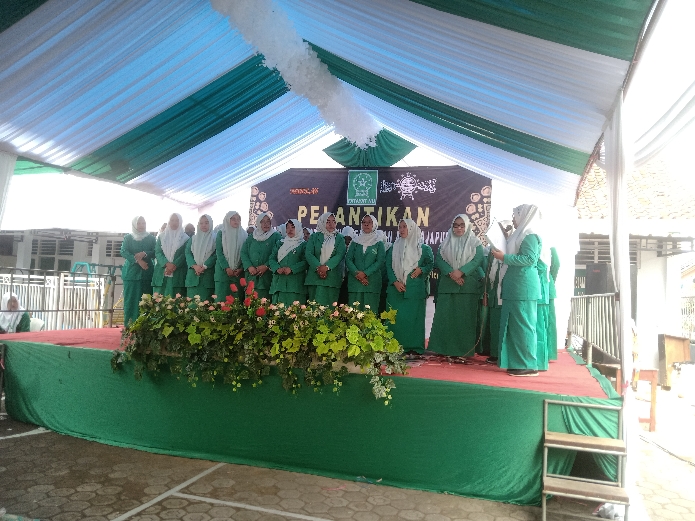 Pengurus PAC Fatayat NU Astanajapura dan PR Fatayat NU se Astanajapura Masa Khidmat 2021-2025 Resmi Dilantik