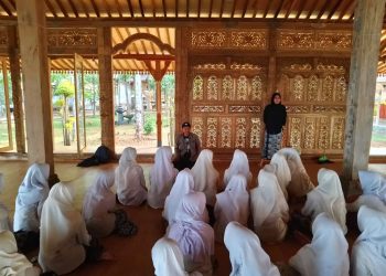 RMI dan Lesbumi Jabar Hadirkan Spirit Sunan Gunung Jati dalam Pertunjukan Kolosal Hari Santri Nasional 2023 