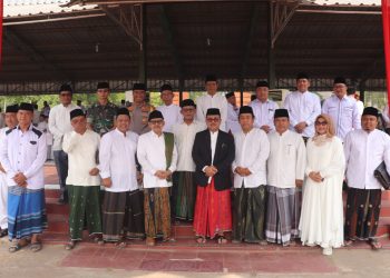 Bupati Cirebon Dorong Santri Dakwah Melalui Jabatan Eksekutif dan Legislatif