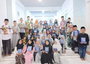 PAC Ansor Kaliwedi Bagikan Al-Qur’an Gratis, Dukung Budaya Literasi dan Nilai Keagamaan