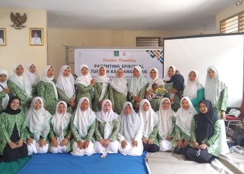 Meriahkan Hari Santri Nasional 2025, PAC Fatayat NU Kecamatan Weru Selenggarakan Seminar Parenting
